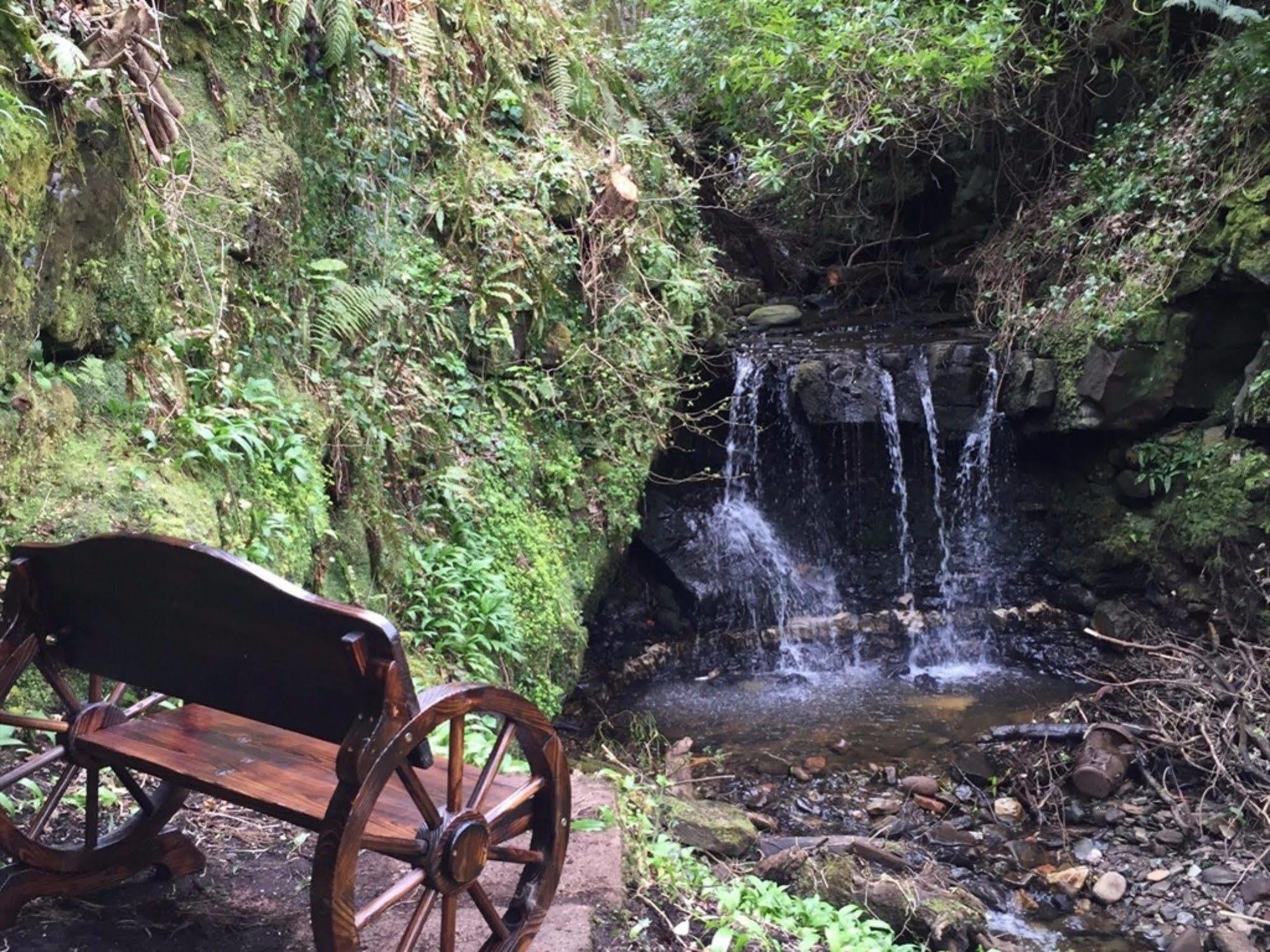 غوروك Castle Levan المظهر الخارجي الصورة
